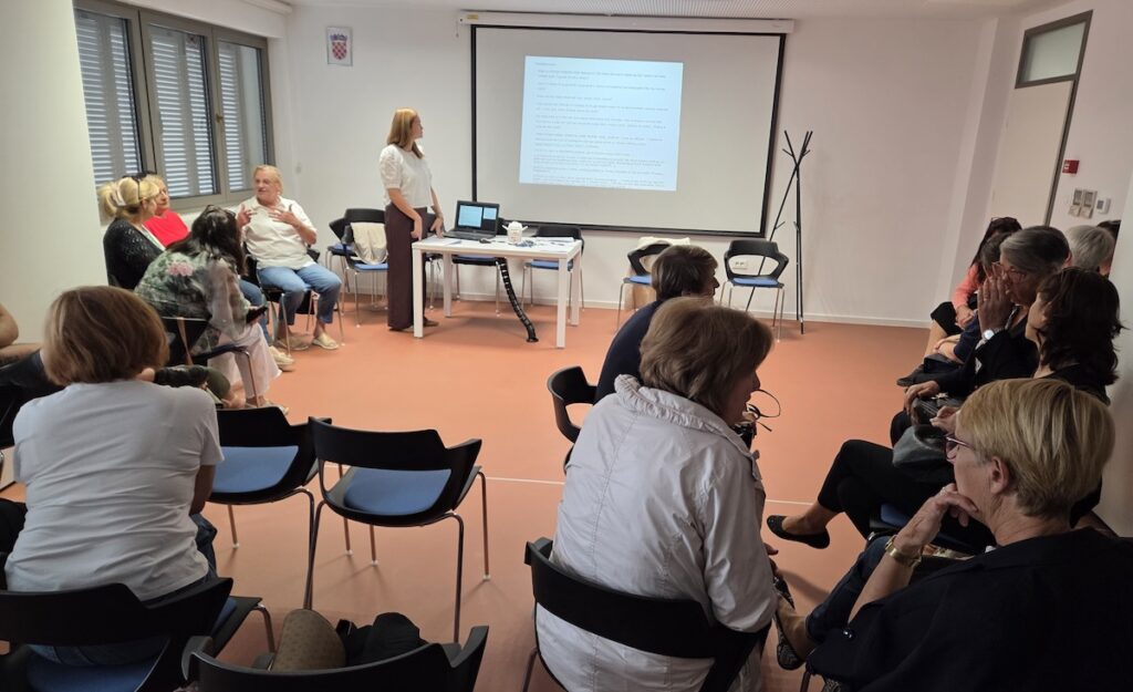 Održano predavanje u sklopu godišnje edukacije udomitelja
