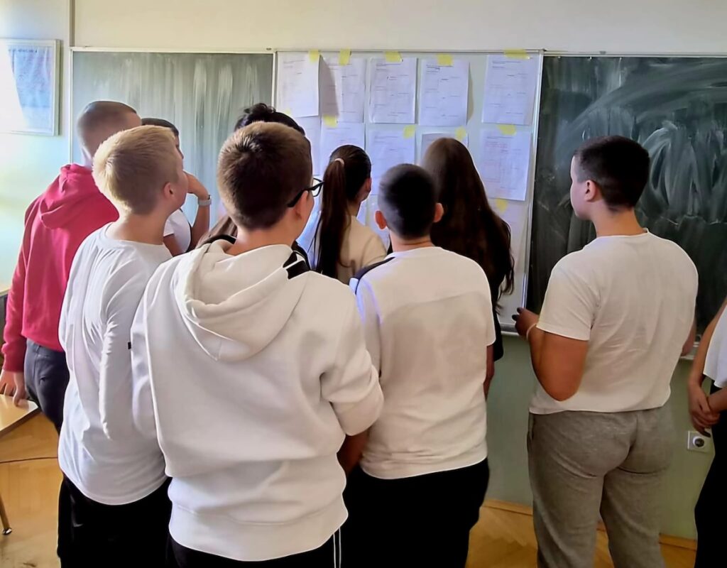 Radionica „Samosvijest i poštovanje: Partneri u komunikaciji“ održana u Makarskoj