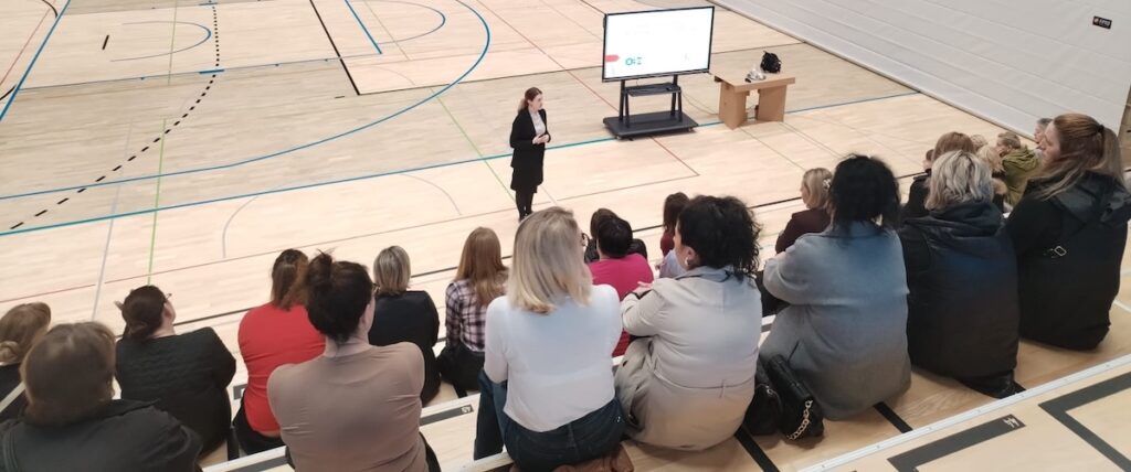 Kako poboljšati komunikaciju s djecom – predavanje za roditelje u Osnovnoj školi Zlatar Bistrica