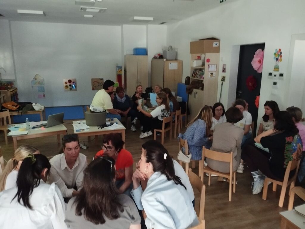 Program „Primjena teorije privrženosti u planiranju prilagodbe i suradnje s obitelji“
